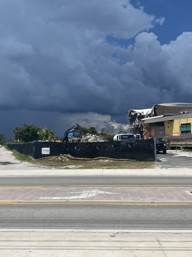 Fort Myers Beach Town Hall Demolished News, Sports, Jobs FORT MYERS